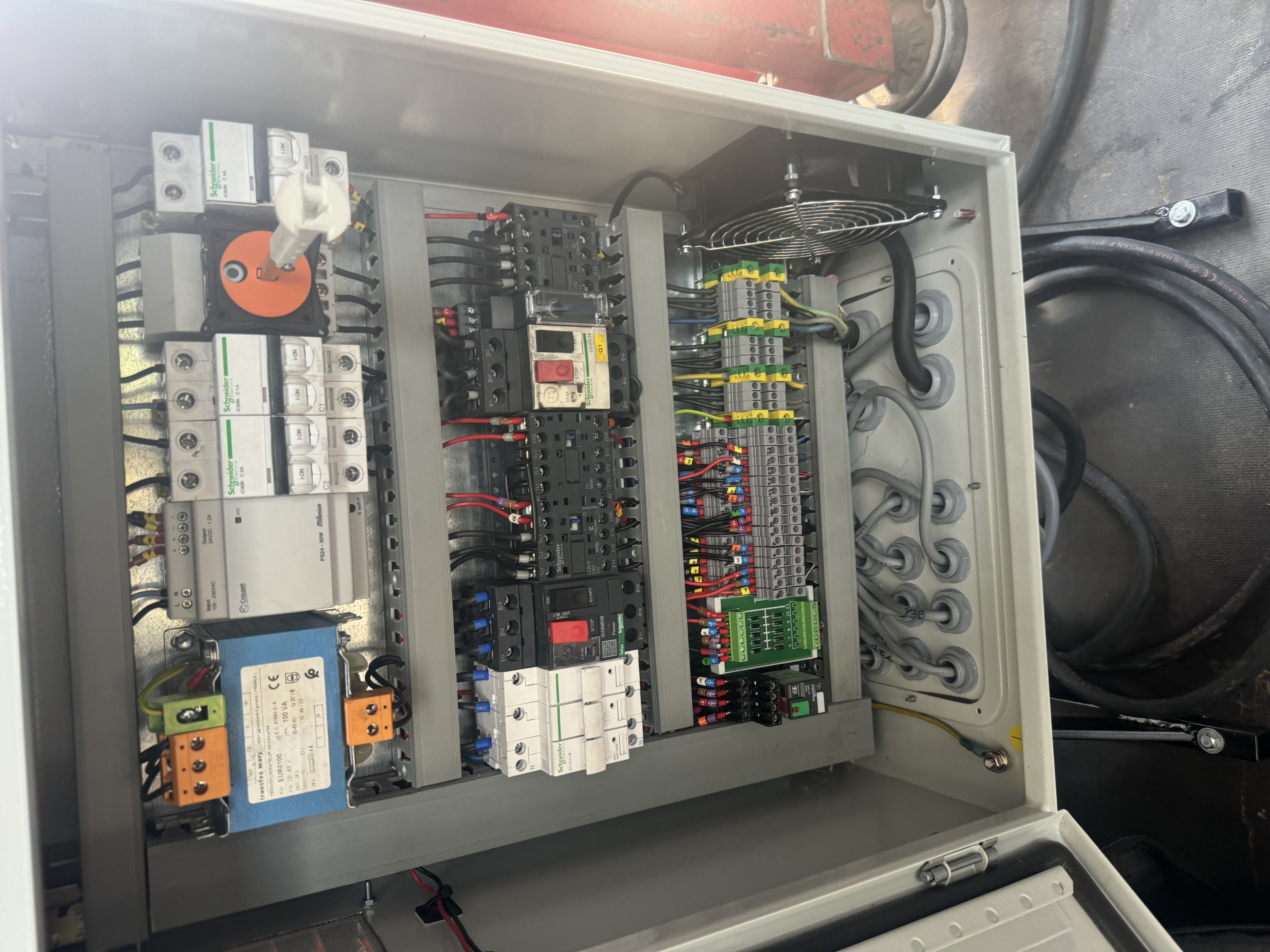 Commande et protections refaites à neuf